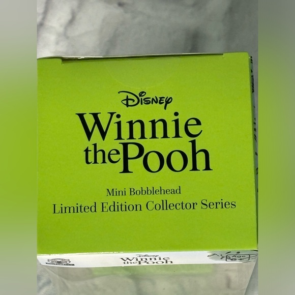 Disney's Winnie The Pooh, Eeyore & Tigger Limited Edition Mini Bobbleheads New - Picture 2 of 4
